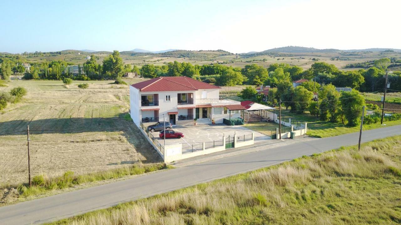 Avantis Apartments Perivolia  외부 사진