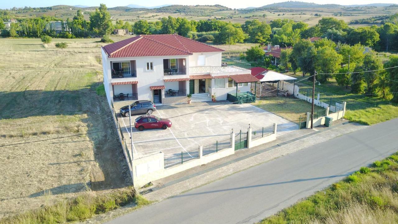 Avantis Apartments Perivolia  외부 사진